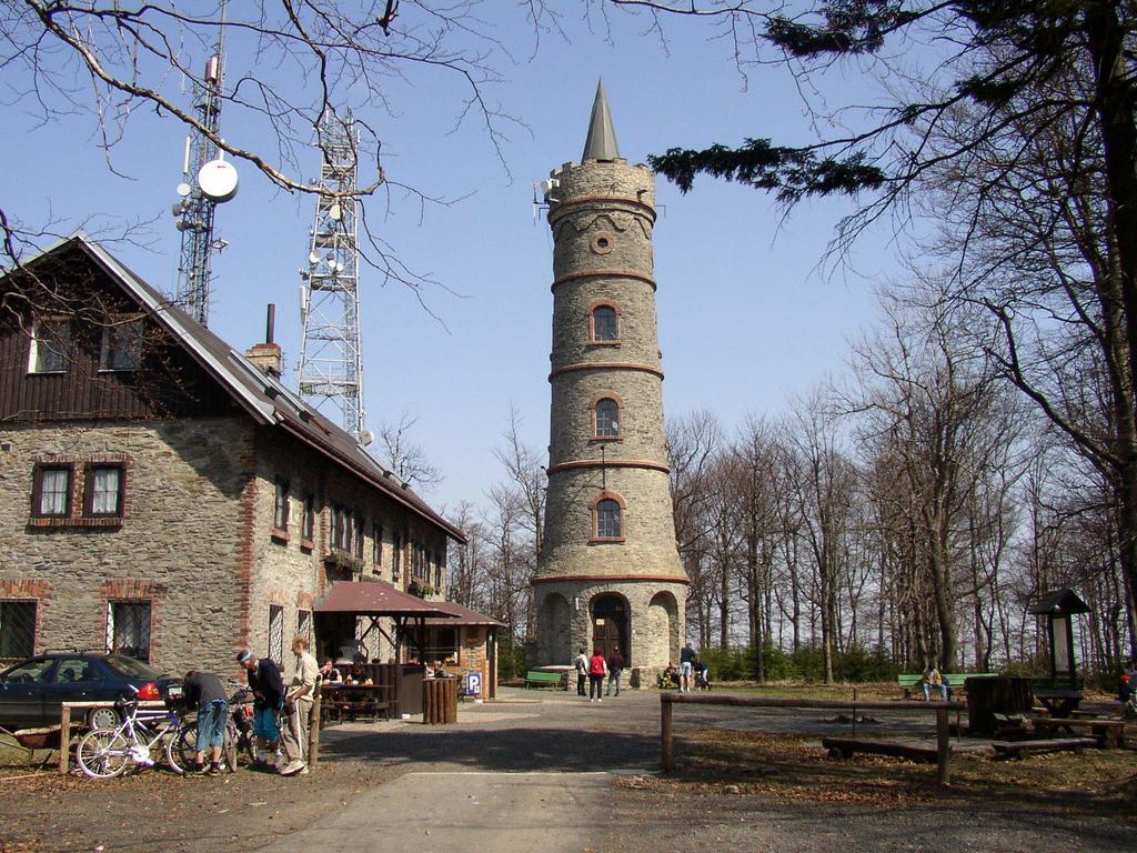 Villa Chata Pod Tolstejnem à Jiřetín pod Jedlovou Extérieur photo